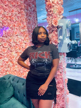 Load image into Gallery viewer, Rich chick T'ee
