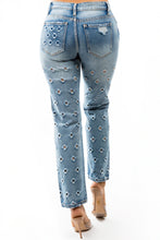 Load image into Gallery viewer, Designer chic
