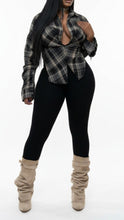 Load image into Gallery viewer, Everyday Edge Plaid Button-down
